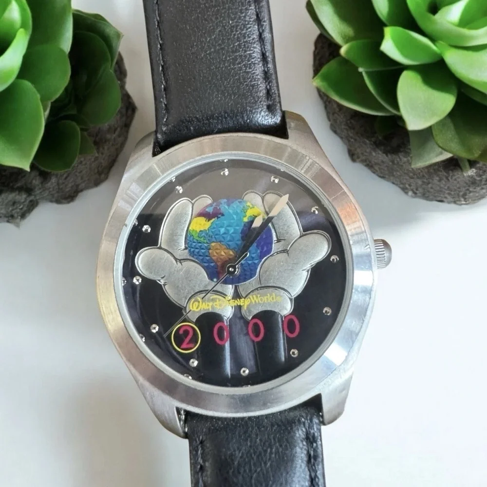 WALT DISNEY WORLD *Limited Edition* Millennium Year 2000 Watch (0321/2000)